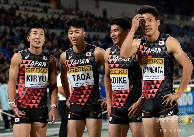 日本 男子400mリレーでまさかのバトンパス失敗 世界リレー 写真6枚 国際ニュース Afpbb News