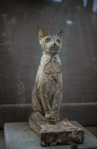 エジプト ネコ 猫のミイラや銅像など発見 エジプト古代都市サッカラの