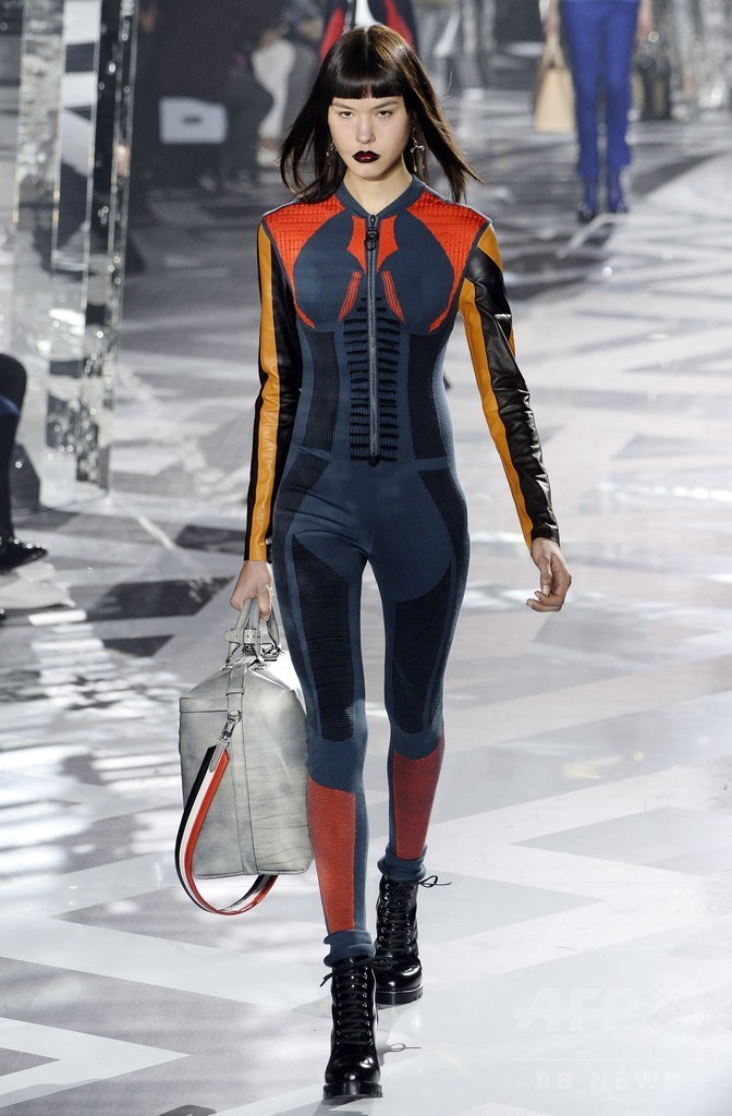 「ルイ・ヴィトン」16/17年秋冬