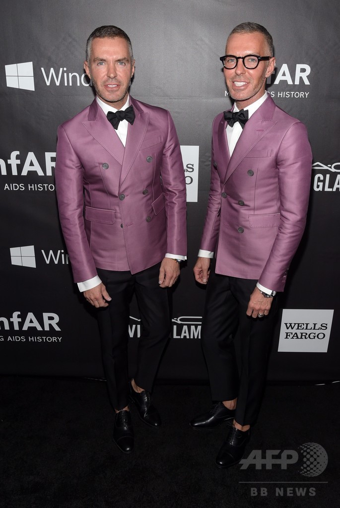 amfARガラ、セレブは「トム フォード」着用でお祝い