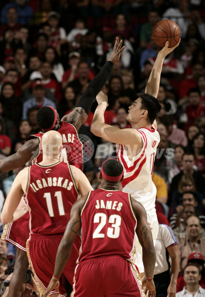 セール！マクファーレン NBA7 ベン・ウォレス アフロバリアント白/ピストンズ sddefault.jpg