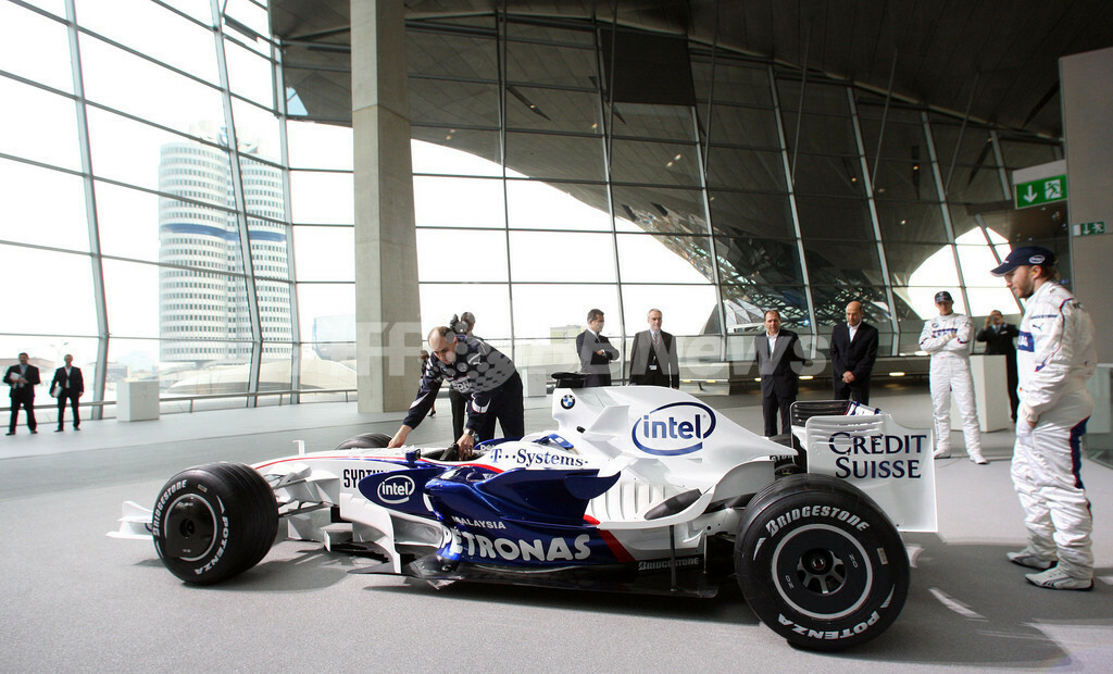 BMWザウバー 2008年用ニューマシン「F1.08」を発表 写真8枚