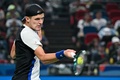男子テニス、上海マスターズ、シングルス準々決勝。リターンを打つヤクブ・メンシク（2024年10月11日撮影）。(c)Hector RETAMAL/ AFP