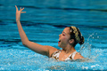 第15回世界水泳選手権（15th FINA World Championships）は24日、スペイン・バルセロナ（Barcelona）でシンクロナイズドスイミングのソロフリールーティン（FR）決勝が行われ、ロシアのスベトラナ・ロマシナ（Svetlana Romashina）が優勝した。

2位には中国の黄雪辰（Huang Xuechen）、3位にはスペインのオナ・カルボネール・バレステロ（Ona Carbonell Ballestero）が入った。

ソロFR決勝の演技に臨む乾友紀子（Yukiko Inui、2013年7月24日撮影）。(c)AFP/JAVIER SORIANO