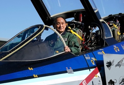 菅首相、航空観閲式に出席 空自入間基地