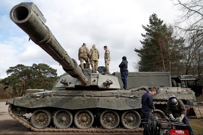 英主力戦車チャレンジャー2、ウクライナに供与へ
