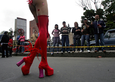 コロンビアでゲイ・プライド・パレード開催