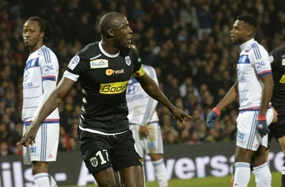 本拠地移転のリヨン、リーグ最後のホーム戦で黒星