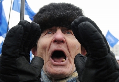 自分の歯が少ない人は心臓疾患のリスク高まる、研究