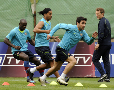 リバウド ロナウジーニョ放出に動くバルセロナを批判