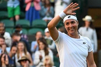 ジャバーが準々決勝へ 2児の母マリアも初8強 ウィンブルドン