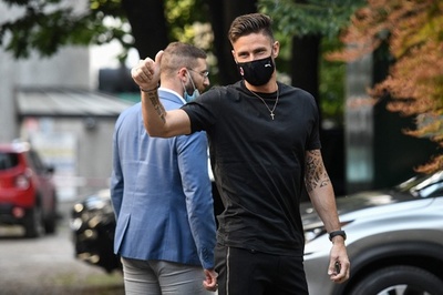 ミランがジルー獲得を発表、チェルシーから完全移籍