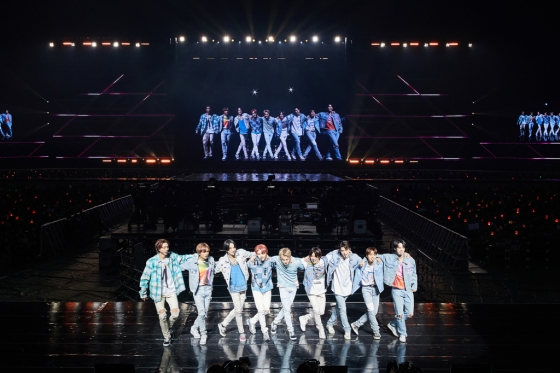  写真提供＝SMエンターテインメント 