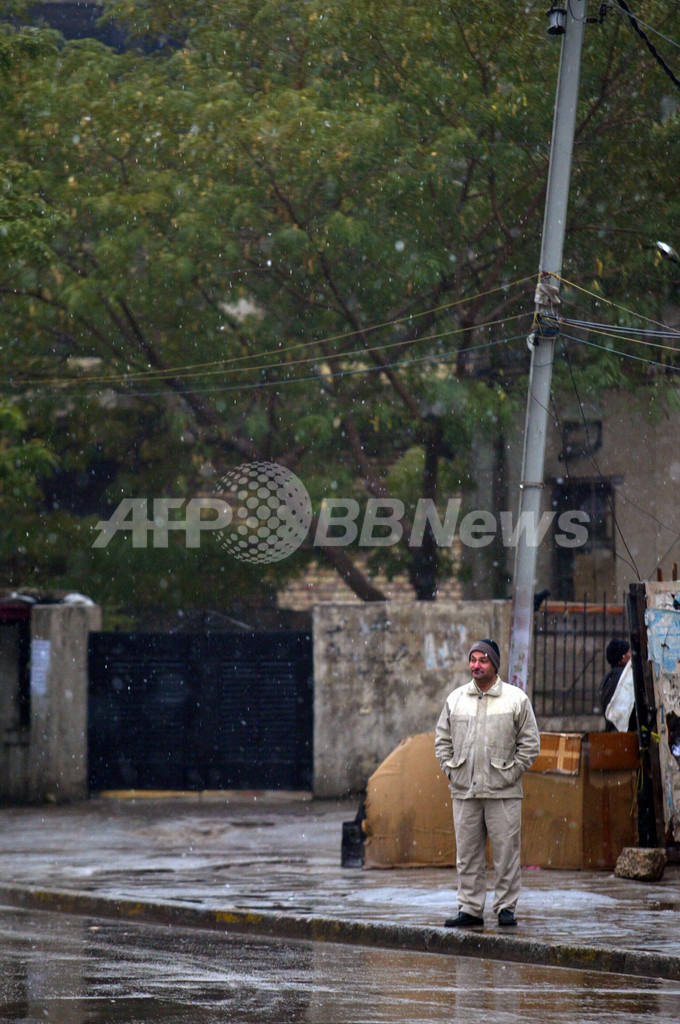 バグダッドで降雪、なんと100年ぶり
