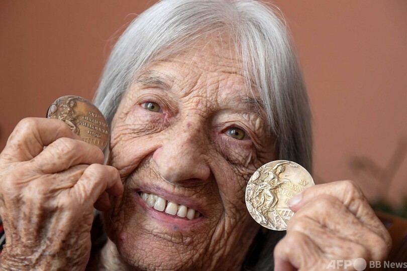 世界最高齢の五輪金メダリスト アグネス・ケレチさん、100歳に