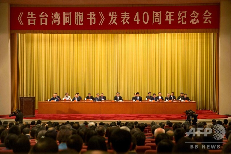 習氏、中台統一で軍事力行使を排除せず 「一国二制度」も迫る