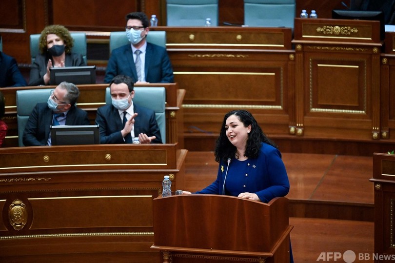 コソボ大統領に改革派オスマニサドリウ氏、38歳女性