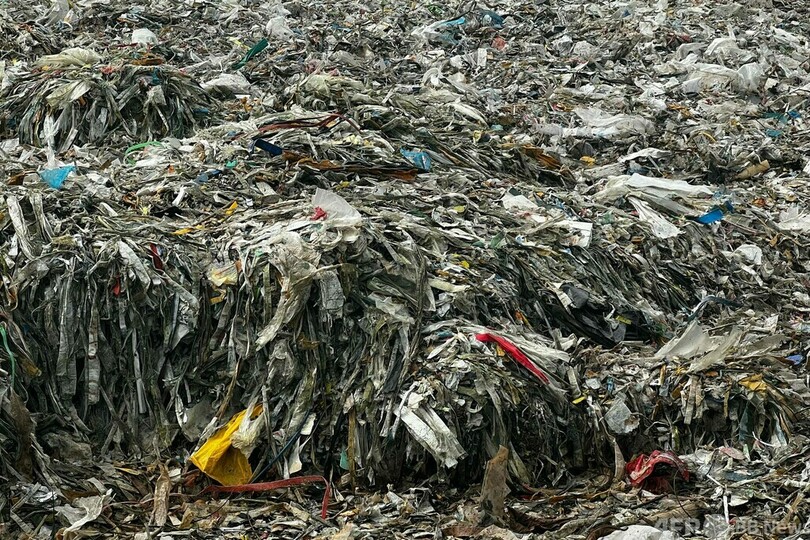 欧米のプラごみ、ミャンマーで山積みに