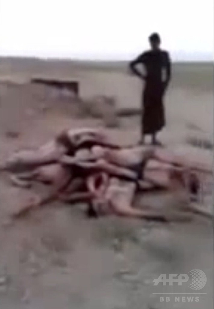 イスラム国、シリア兵160人以上を処刑 映像公開 イスラム国、シリア兵160人以上を処刑 映像公開