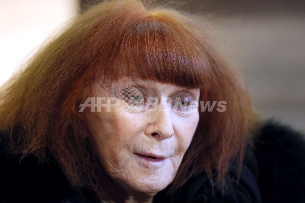 ソニア・リキエル、書籍『 The Universal Dictionary of Creative Women』出版記念イベントに出席