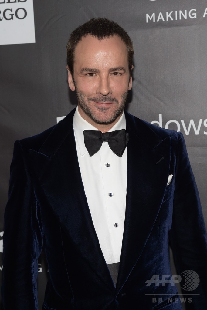 amfARガラ、セレブは「トム フォード」着用でお祝い