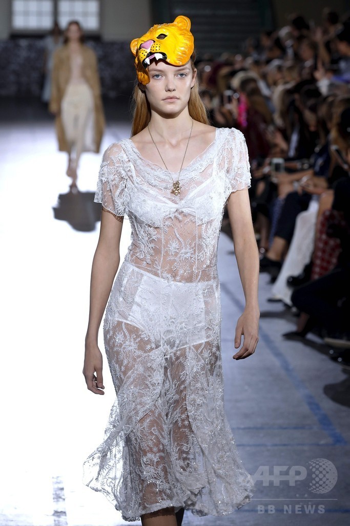 「ジョン・ガリアーノ」17年春夏