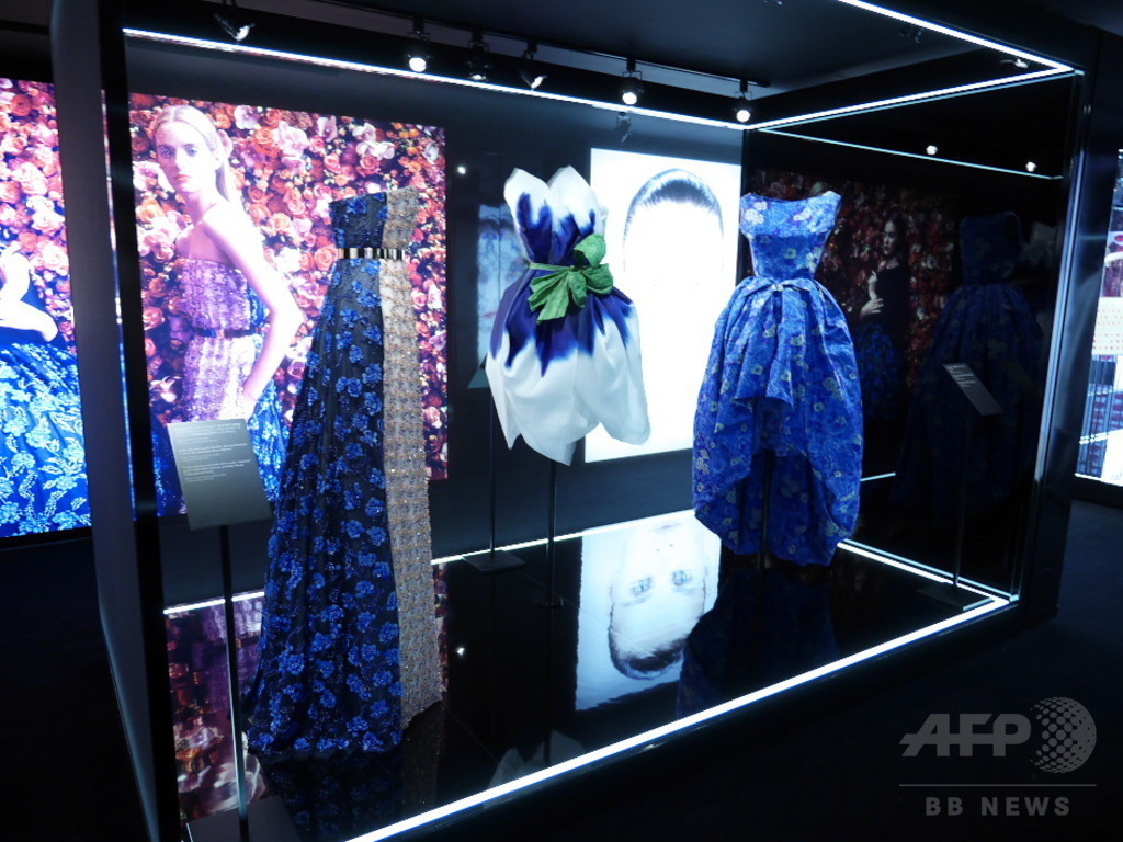 ディオールのエスプリを過去現在未来で体現、1月4日まで