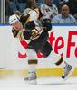 ショットを放つブルーインズのデニス・ワイドマン（%%Dennis Wideman%%）。(c)AFP/Getty Images Bruce Bennett