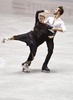 世界フィギュアスケート国別対抗戦2015、アイスダンス・ショートダンス。演技に臨むガブリエラ・パパダキス/ギヨーム・シゼロン組（2015年4月16日撮影）。(c)AFP/Toru YAMANAKA