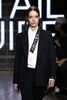 米ニューヨーク市内で発表された「DKNY」15/16年秋冬コレクション（2015年2月15日撮影）。(c)AFP/Getty Images/Neilson Barnard