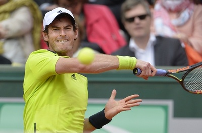 コーチ不在のマレー、順当に初戦突破 全仏オープン