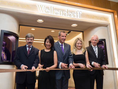 ドイツ駐日大使がテープカット、「ウェレンドルフ」日本初ブティックオープン
