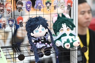 「痛バッグ」が若者に大人気、トレンドが消費を加速