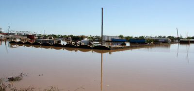 洪水で40人死亡、10万人以上が避難 モザンビーク