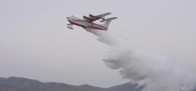 中国の大型水陸両用機AG600「鯤竜」野外での吸水・放水訓練に成功 