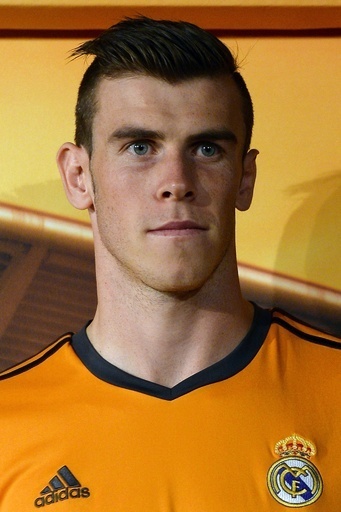 ベイルが第3ユニホーム発表会に登場、自身の状態は「少し遅れている」