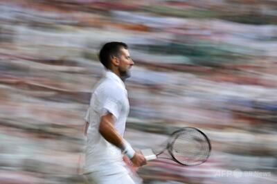 ジョコビッチ初戦突破 ウィンブルドンで好発進