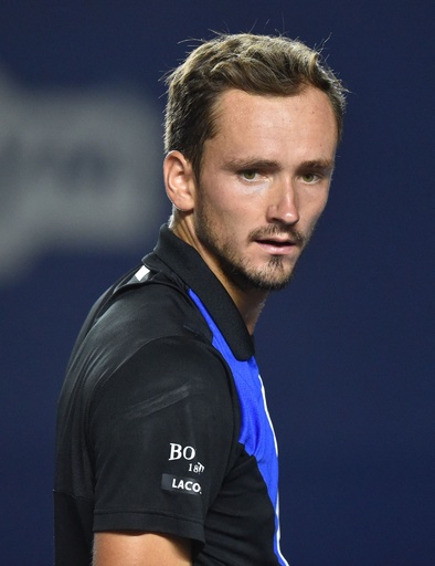 メドベージェフ、やじ浴びせた観客に対抗「見過ごすつもりない」