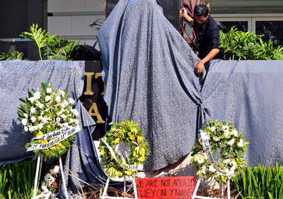 ジャカルタのホテル自爆攻撃、ジェマ・イスラミアの犯行と断定