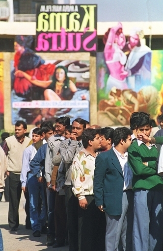 インド北部の映画館で爆発、少なくとも6人死亡