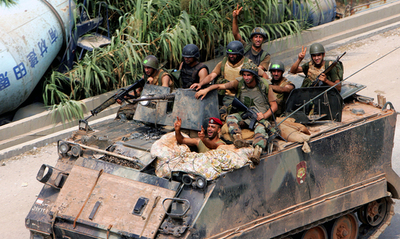 難民キャンプ立てこもり事件で首相が勝利宣言、武装グループ指導者は死亡