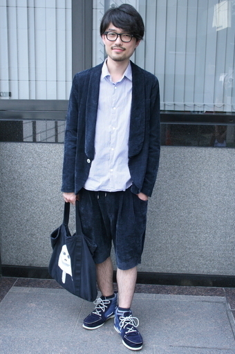 ＜ファッション業界の人々＞コーデュロイ地のセットアップが主役