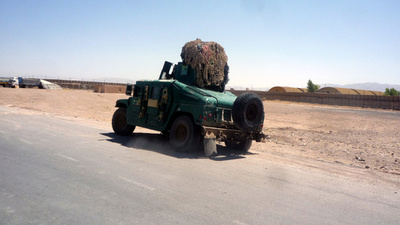 米軍の空爆で警察官8人死亡、誤爆か アフガニスタン