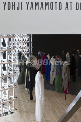 イスラエルで「ヨウジヤマモト」展、10月20日まで イスラエルで「ヨウジヤマモト」展、10月20日まで
