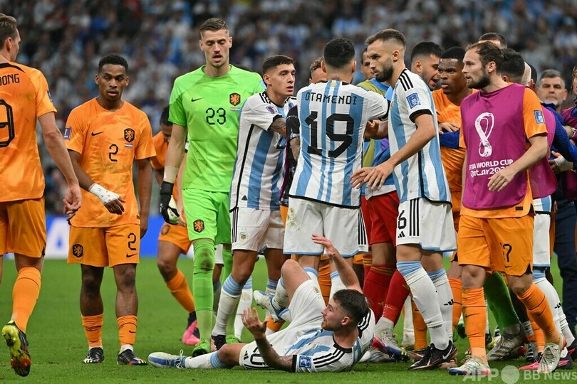 大荒れのオランダ対アルゼンチン Fifaが処分手続き カタールw杯 写真9枚 国際ニュース Afpbb News