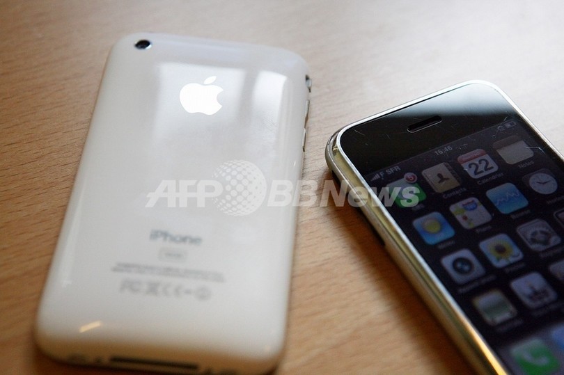 iPhoneがまた爆発、フランス人男性が負傷 iPhoneがまた爆発、フランス人男性が負傷