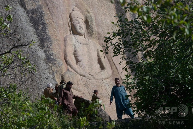 タリバン破壊の仏像修復 寛容の象徴に パキスタン スワト渓谷 写真13枚 国際ニュース Afpbb News