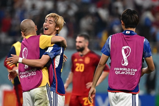 ドイツ、スペイン撃破で16強 歓喜する日本代表 カタールW杯 写真20枚