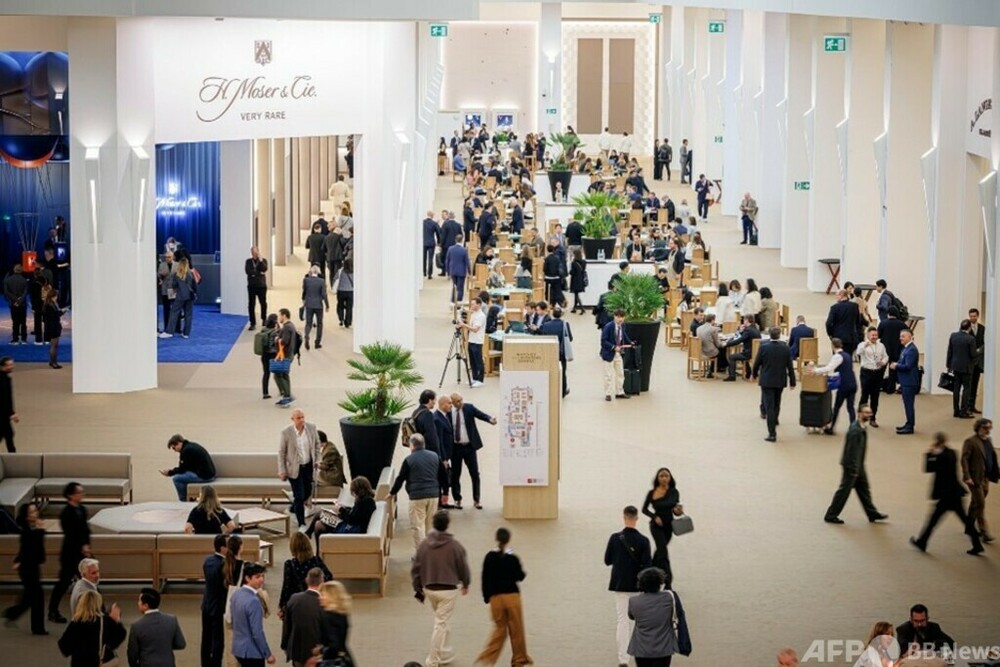 軍事衝突で中東市場が混乱 スイスの時計産業に深刻な打撃