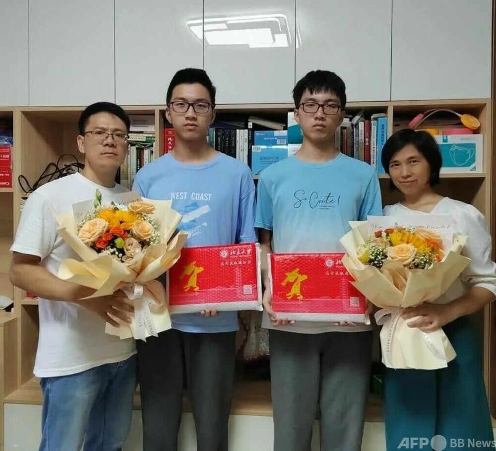 3組の双子が北京大学に進学！ いずれも重慶市出身 写真3枚 国際ニュース：AFPBB News